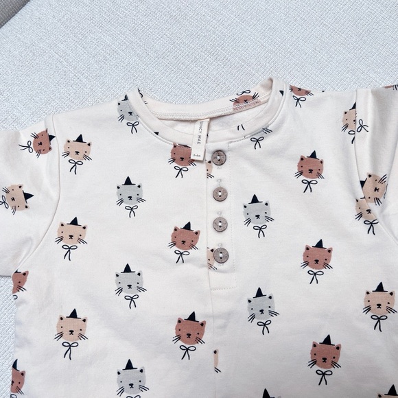 Quincy Mae Relaxed Fleece Jumpsuit – “Cats” Print – Size 3-6M – NWOT - Picture 10 of 10